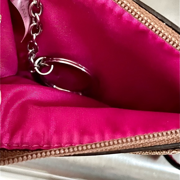 Coach ID case - Picture 5 of 7
